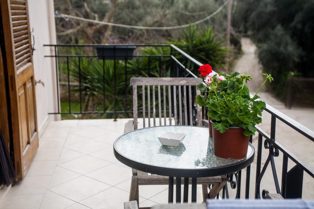 La Casa di Caterina: Nature,Relax&Private Garden Lefkáda Esterno foto
